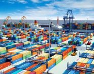 Cước vận tải biển phi mã, thiếu container: Doanh nghiệp Việt 'một cổ hai tròng'